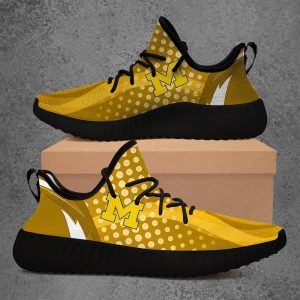 Michigan Wolverines NCAA YEEZY Sport Teams Top Branding Trends Custom Perfect Gift For Fans Shoes Yeezy v2 Sneakers
